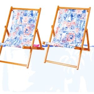 Set of 2 NWT lilly Pulitzer chairs!